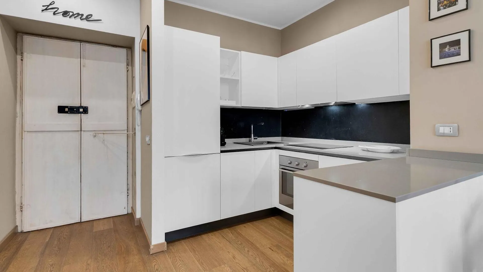 Duomo-Linate Premium Luxe Apartment Milan 0*,